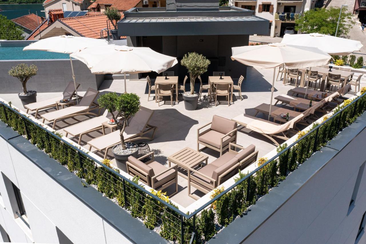 C Group Apartments Котор Екстериор снимка