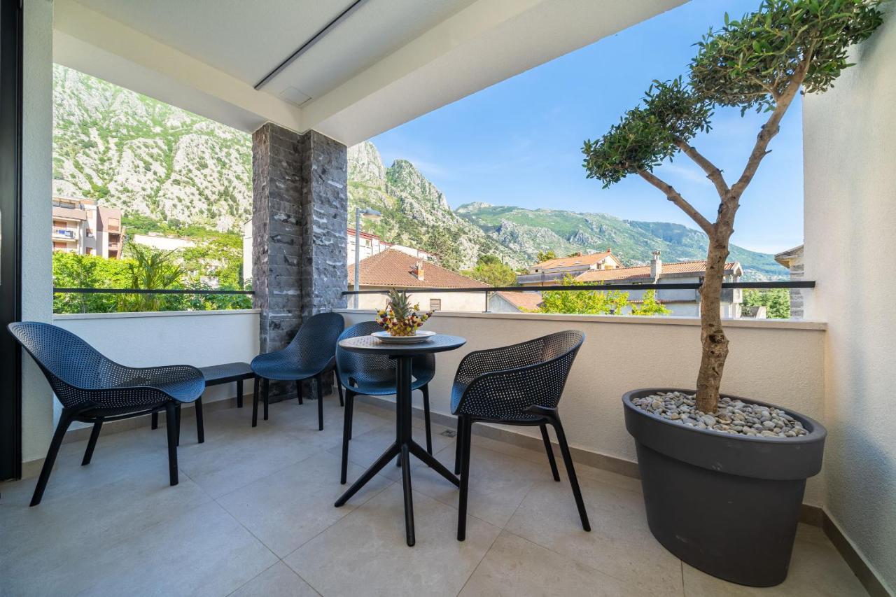 C Group Apartments Котор Екстериор снимка