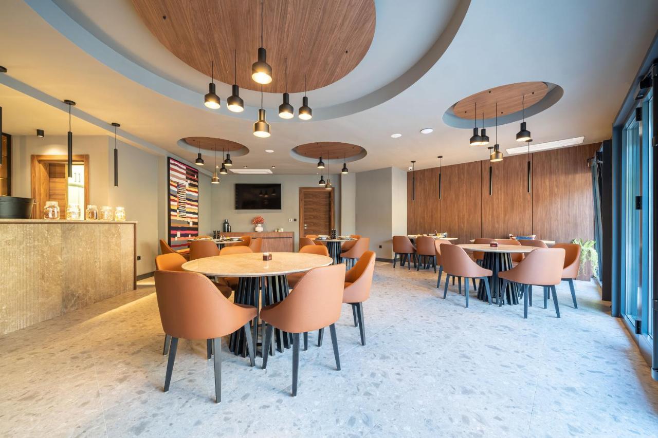 C Group Apartments Котор Екстериор снимка