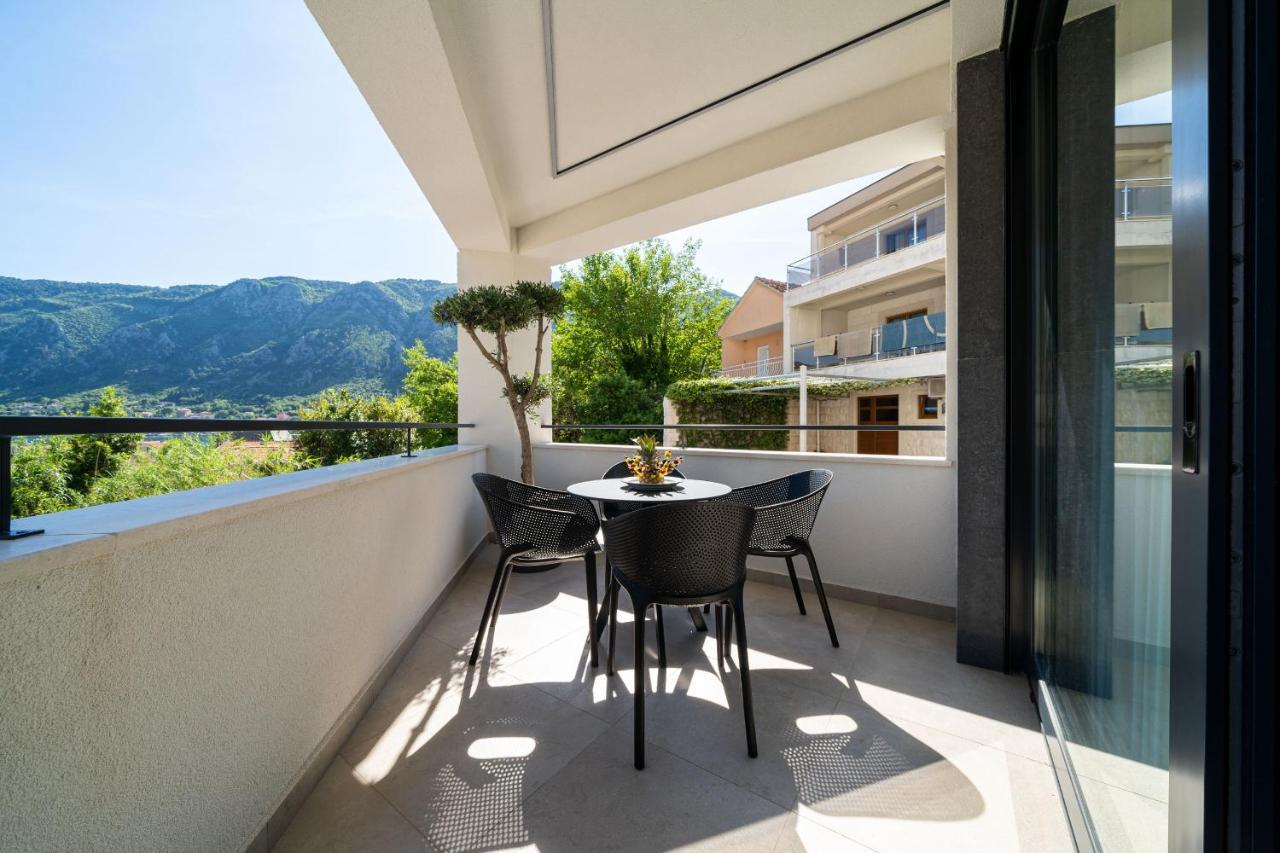 C Group Apartments Котор Екстериор снимка